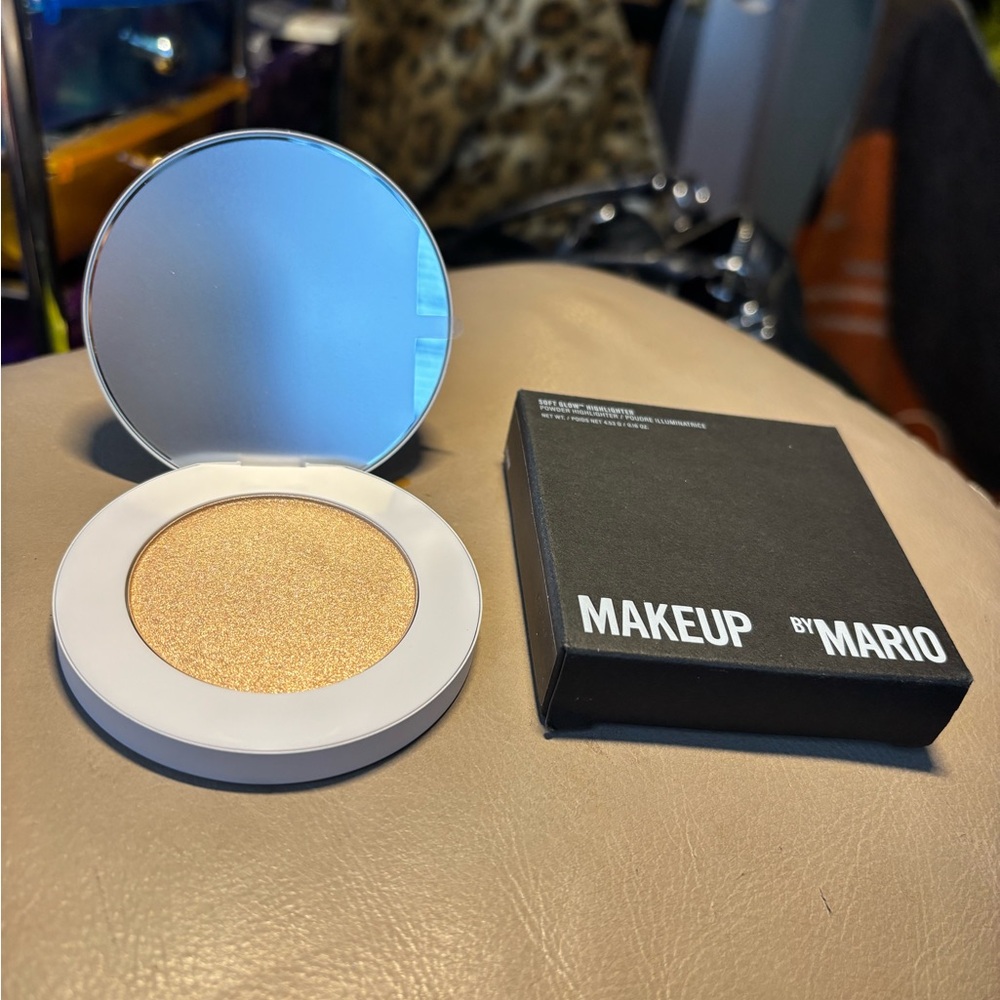 Makeup By Mario Soft Glow Highlighter in Shade Golden.  New In Box